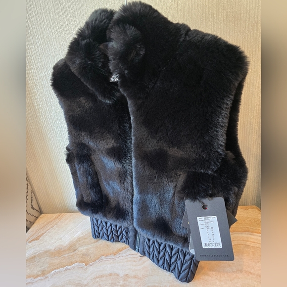 Goldbergh Faux Fur Black Bodywarmer Vest - Picture 3 of 17